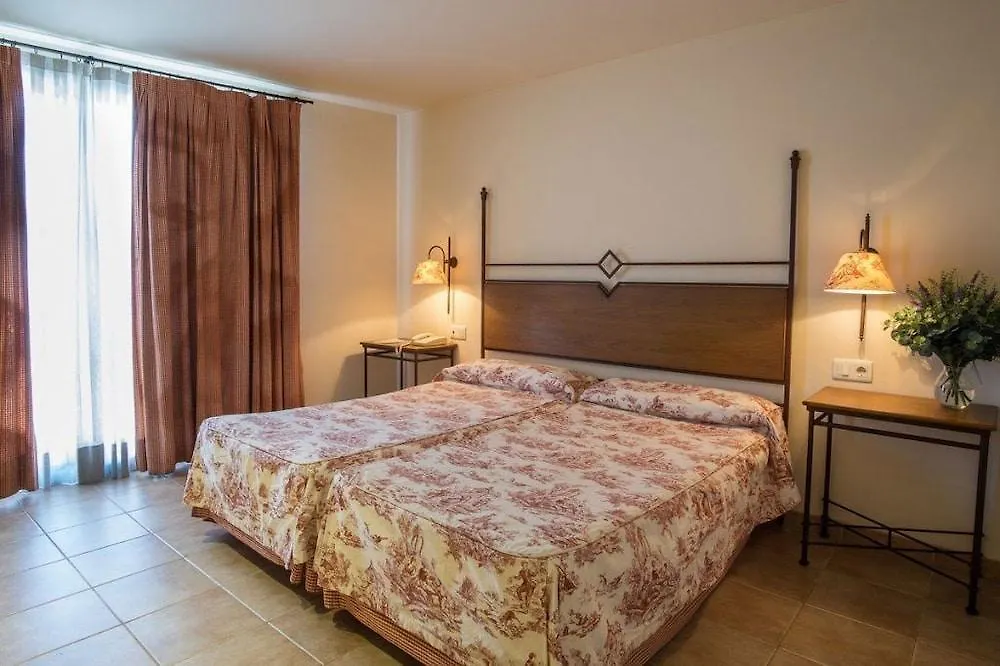 Hotel Sant Jordi Montbrió del Camp 3*,  Spagna