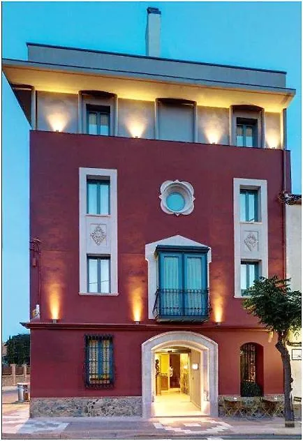 Hotel Sant Jordi Montbrió del Camp 3*,