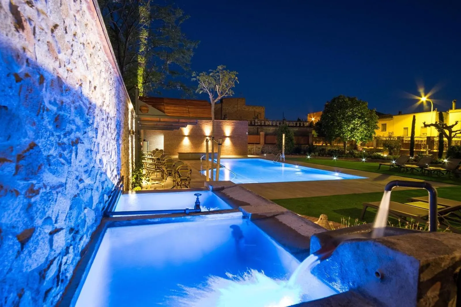 Hotel Sant Jordi Montbrió del Camp 3*,