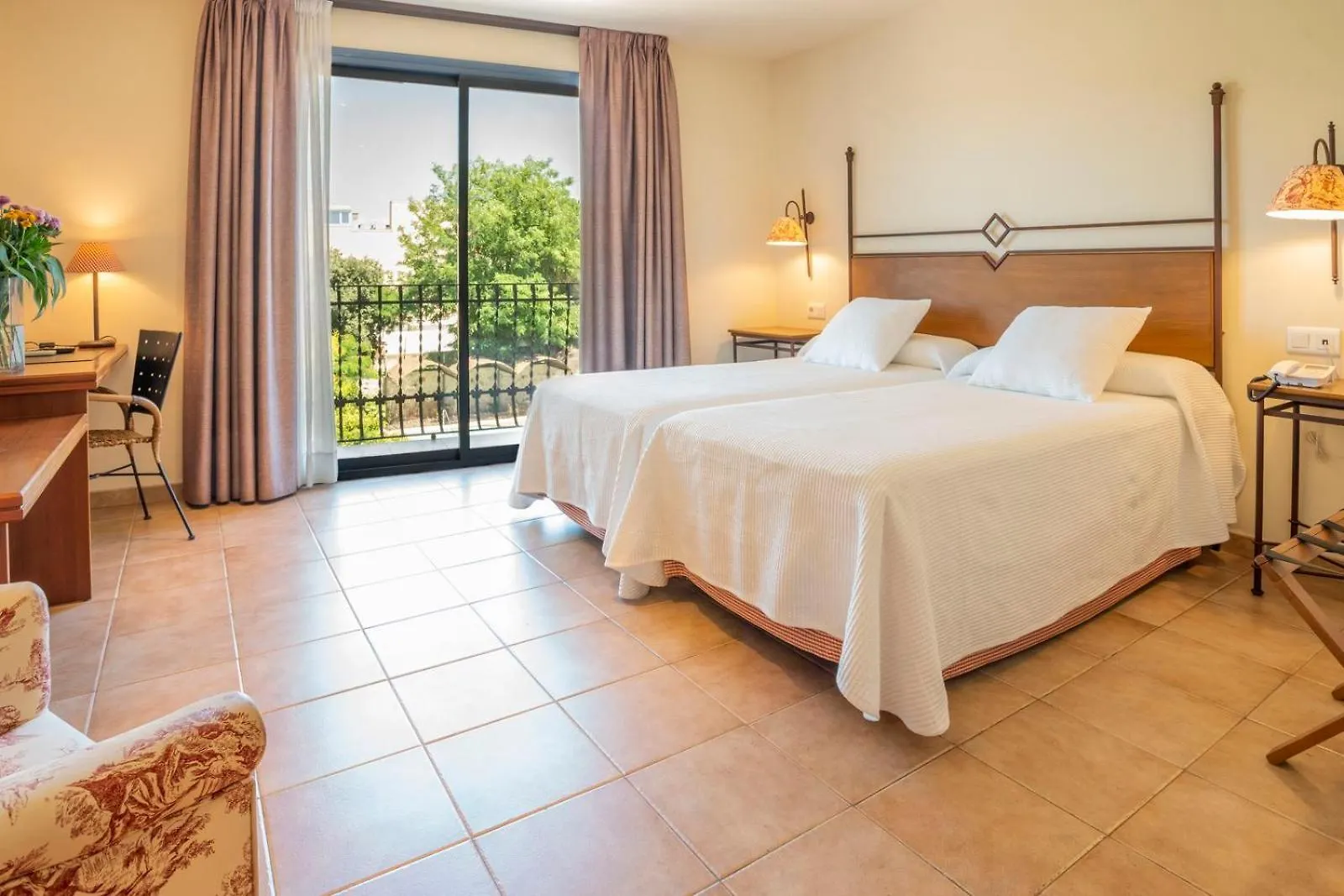 ***  Hotel Sant Jordi Montbrió del Camp Spagna