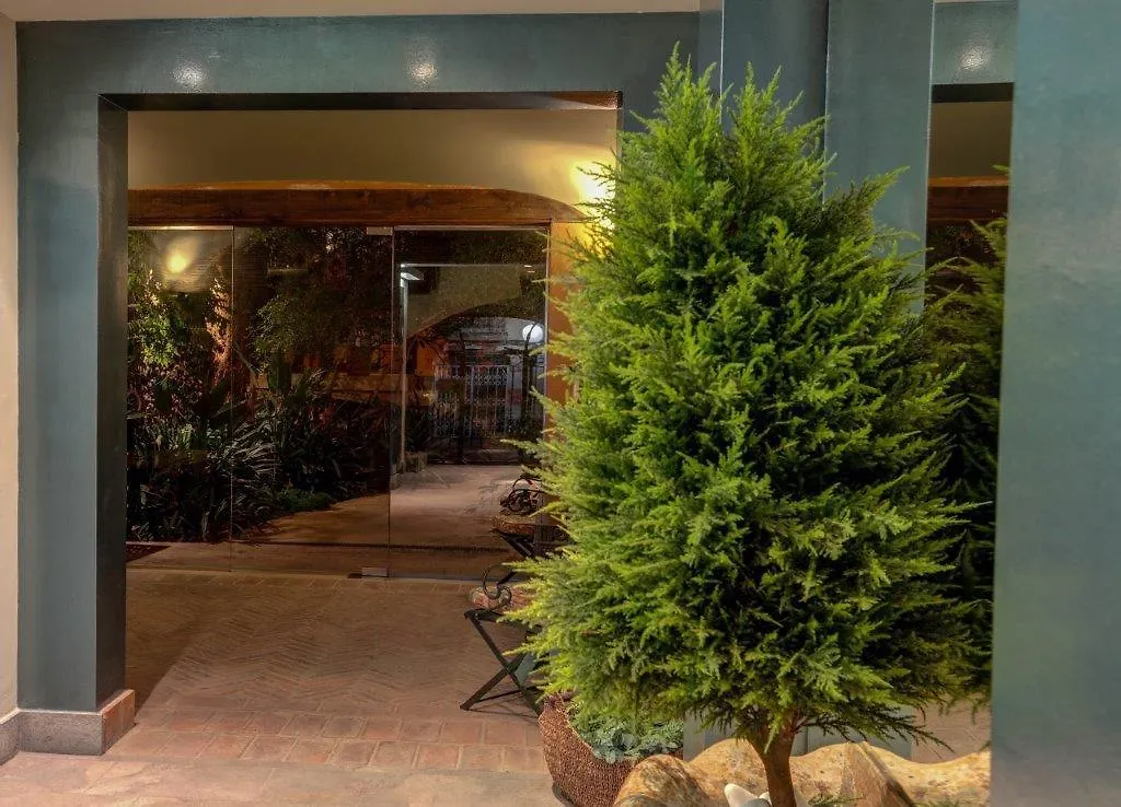 Hotel Sant Jordi Montbrió del Camp 3*,